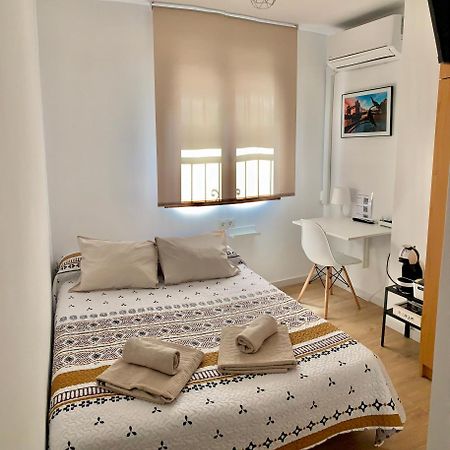 Habitacion Gonzalez Málaga Esterno foto